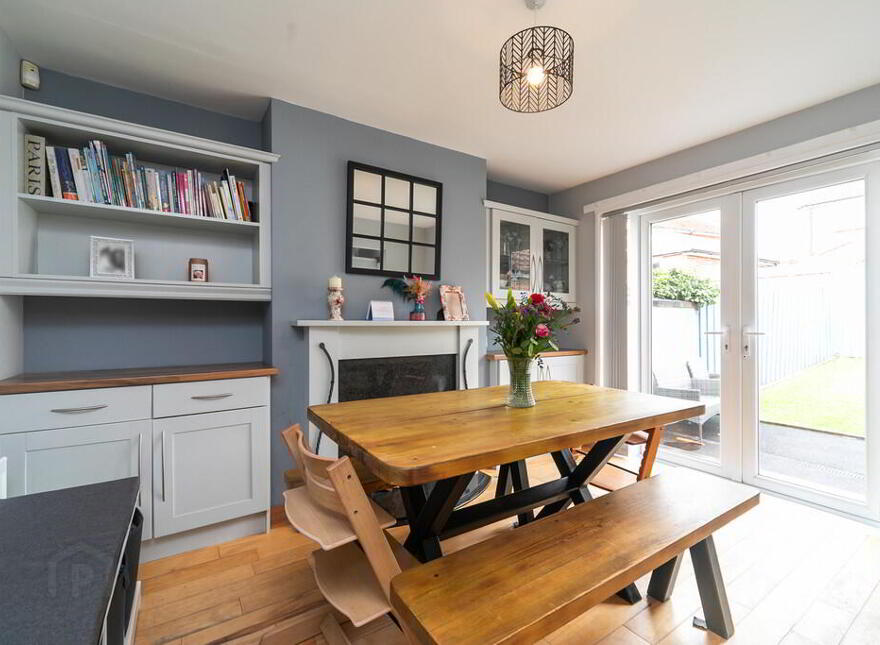 61 Sharman Road, Stranmillis, Belfast, BT9 5FX