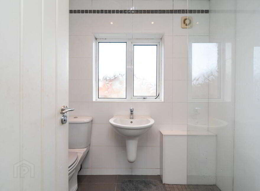 61 Sharman Road, Stranmillis, Belfast, BT9 5FX