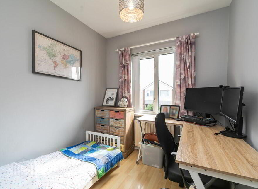61 Sharman Road, Stranmillis, Belfast, BT9 5FX