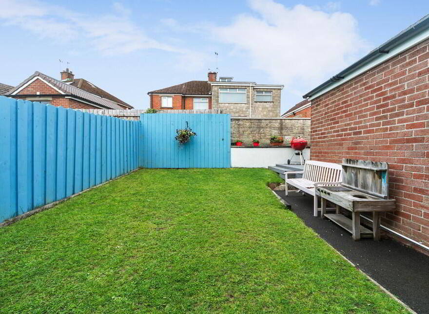 61 Sharman Road, Stranmillis, Belfast, BT9 5FX
