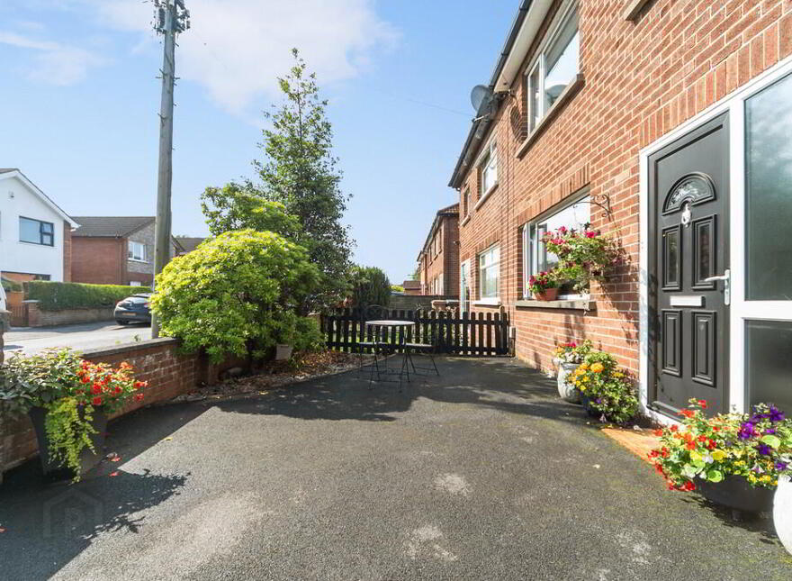 61 Sharman Road, Stranmillis, Belfast, BT9 5FX