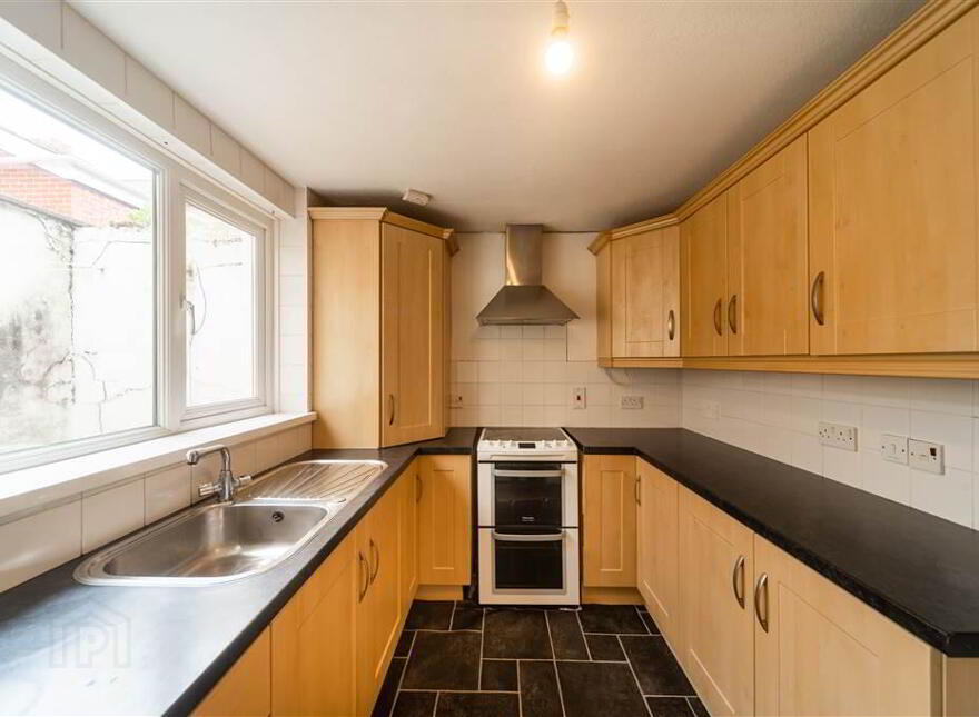 25 Woodcot Avenue, Belfast, BT5 5JB