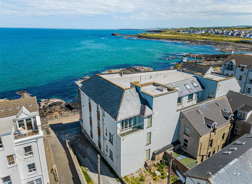 11 Ecosse, Kinora Terrace, Portstewart, BT55 7FR