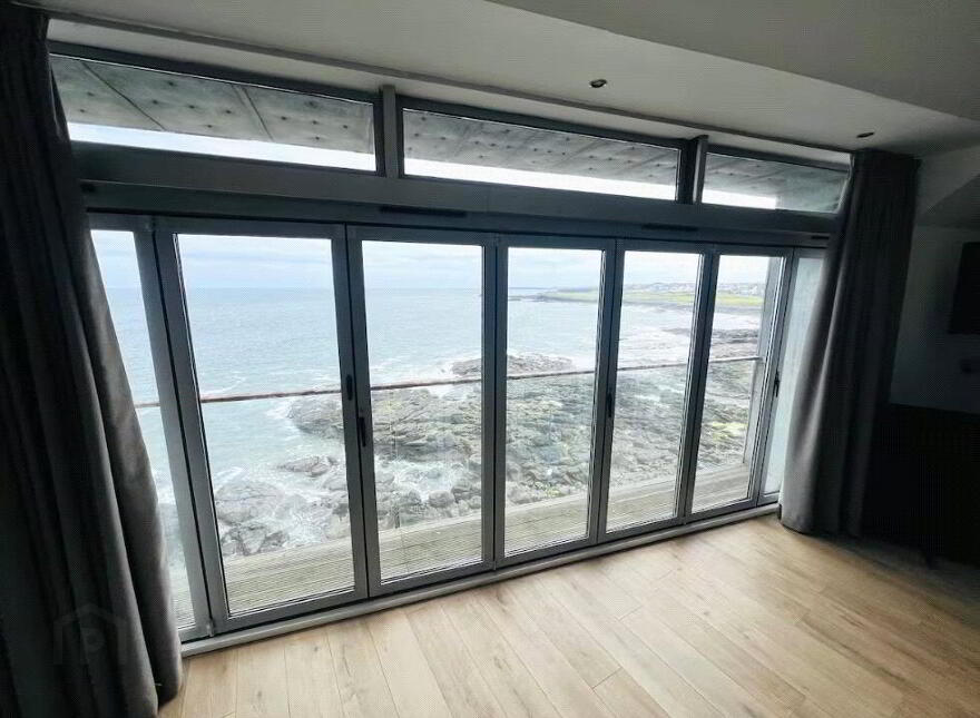 11 Ecosse, Kinora Terrace, Portstewart, BT55 7FR