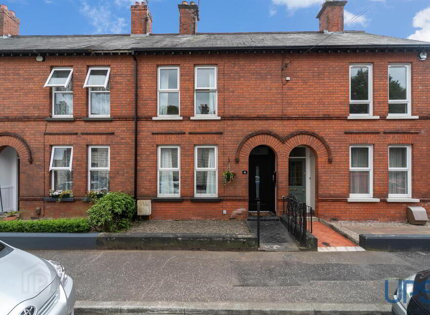 96 Wallace Avenue, Lisburn, BT27 4AE