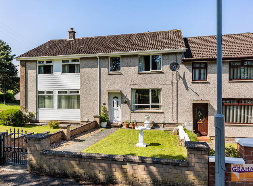 7 Glenmore Walk, Lisburn, BT27 4RY photo