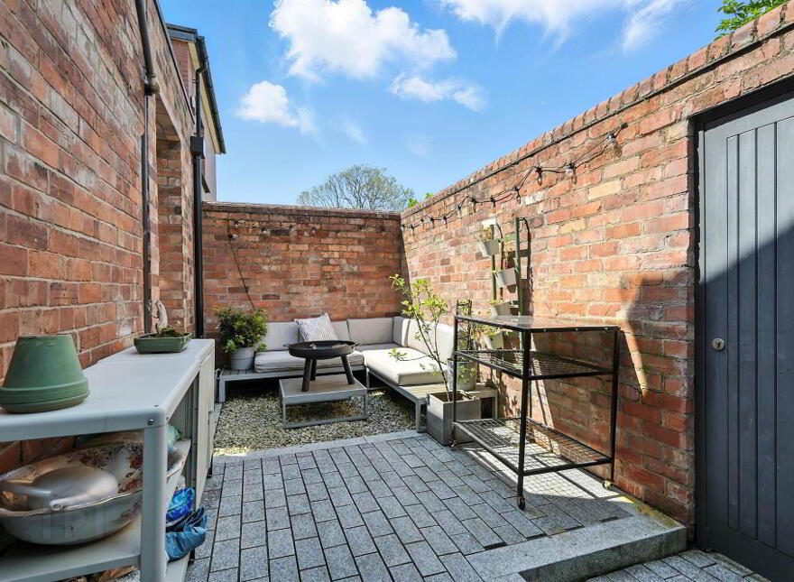 18 St Judes Avenue, Belfast, BT7 2GZ