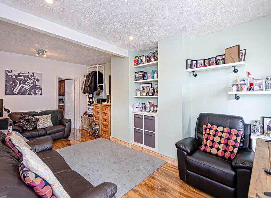 40 Greenore Street, Woodstock Road, Belfast, BT6 8NF