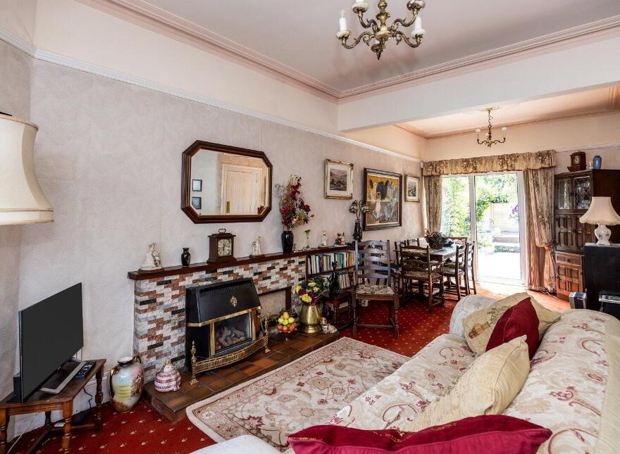 92 Marlborough Park Central, Belfast, BT9 6HP