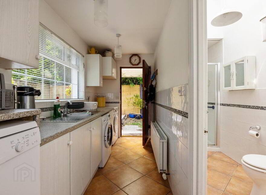 92 Marlborough Park Central, Belfast, BT9 6HP