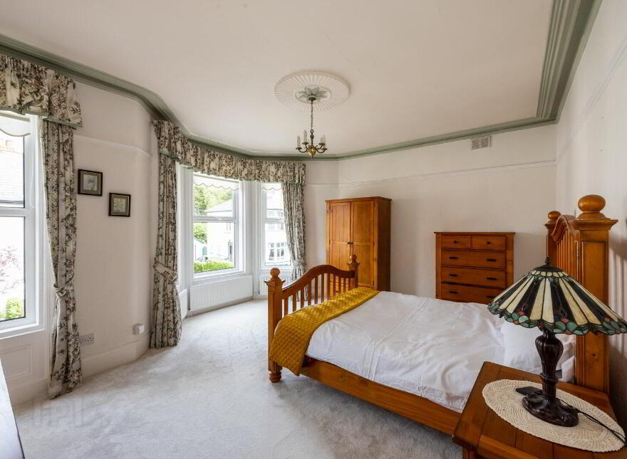 92 Marlborough Park Central, Belfast, BT9 6HP