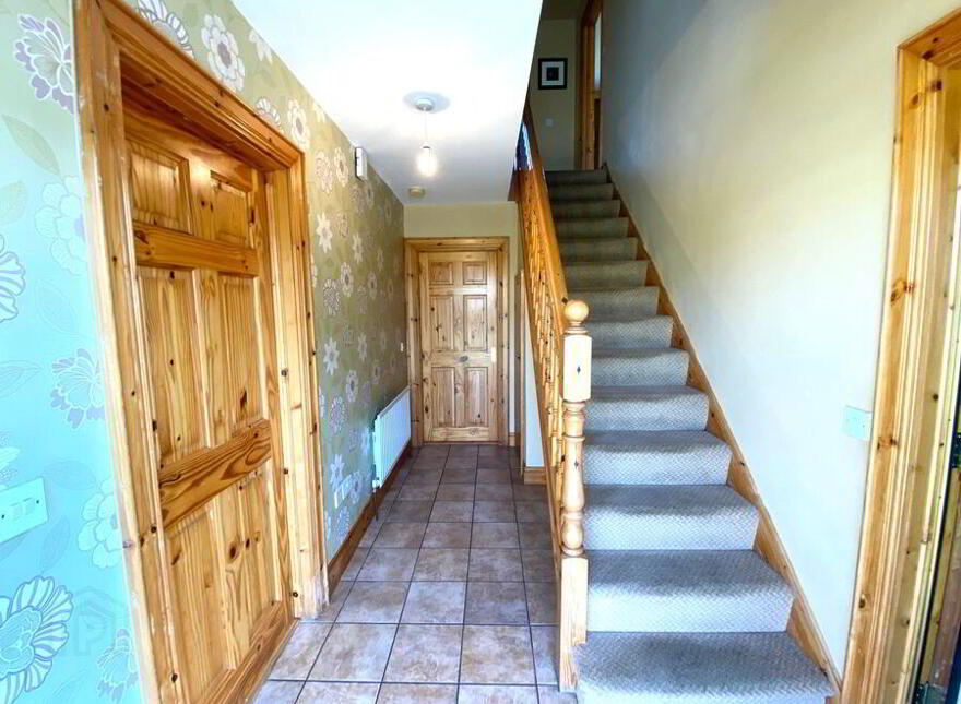 86 Lawnsdale, Navenny, Ballybofey, F93Y3C8