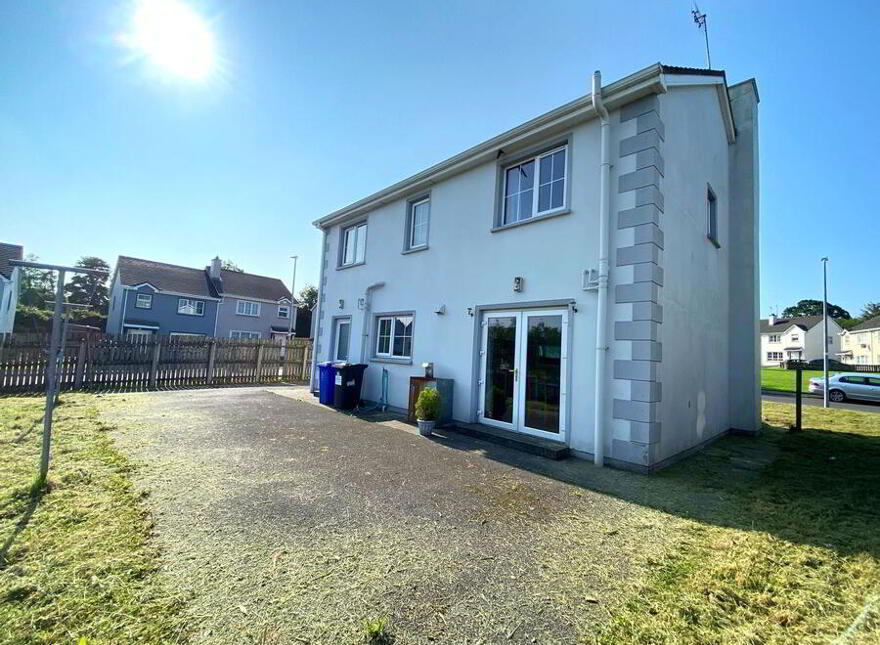 86 Lawnsdale, Navenny, Ballybofey, F93Y3C8