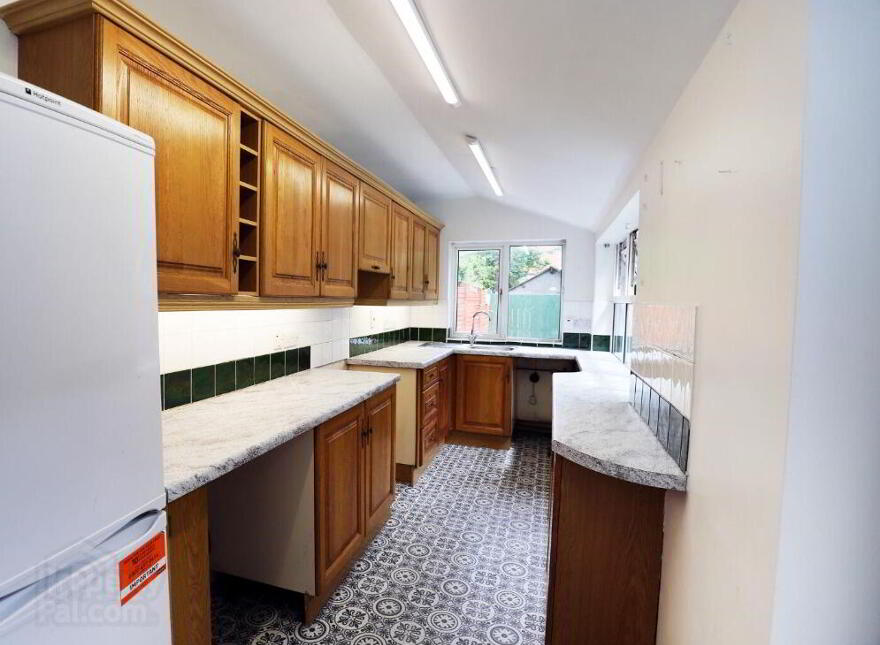 44 Willowholme Drive, Belfast, BT6 8PB