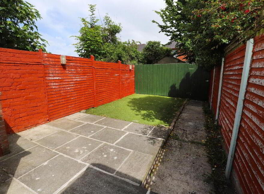 44 Willowholme Drive, Belfast, BT6 8PB