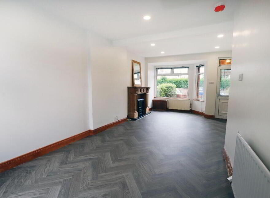 44 Willowholme Drive, Belfast, BT6 8PB