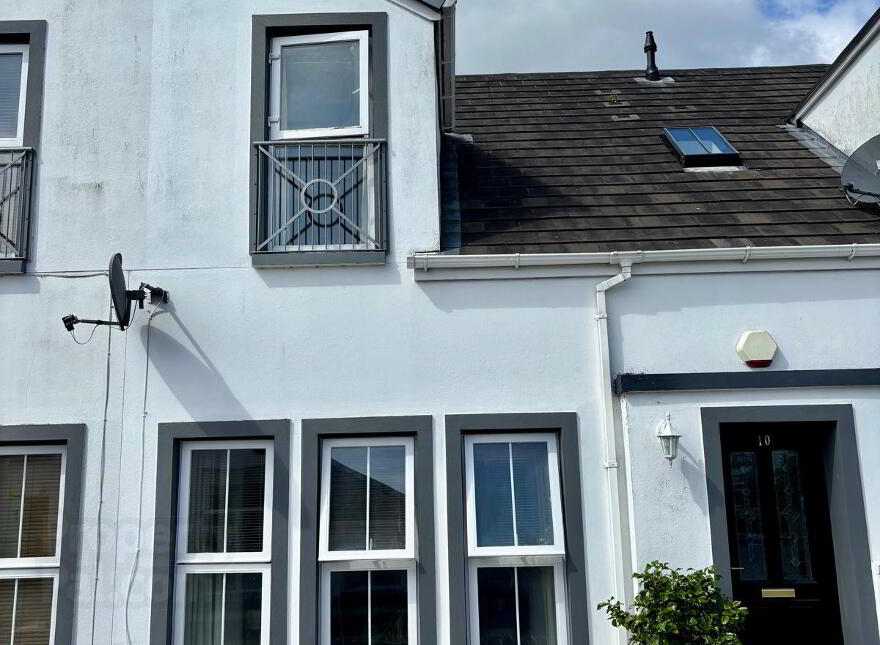 10 Gillespie Court, The Square, Comber, BT23 5GL photo