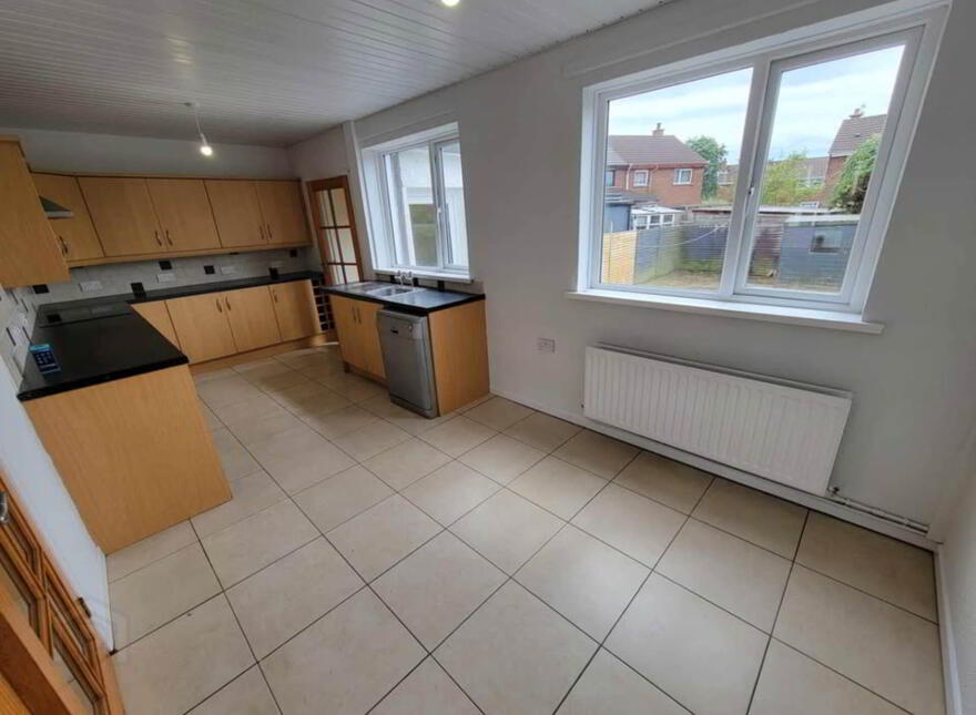 64 Coronation Road, Carrickfergus, BT38 7EZ