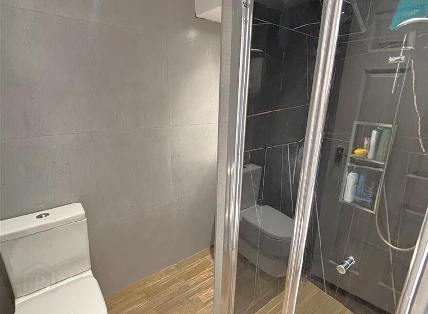 16 Greenland Street, Belfast, BT13 2EN