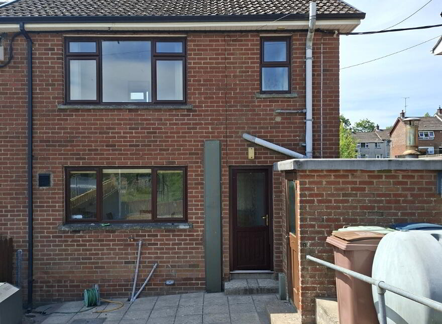 39 Rehill Park, Irvinestown, BT94 1HL
