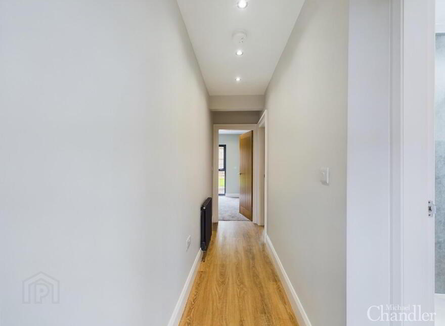 12 Glennor Crescent, Carryduff, Belfast, BT8 8HW