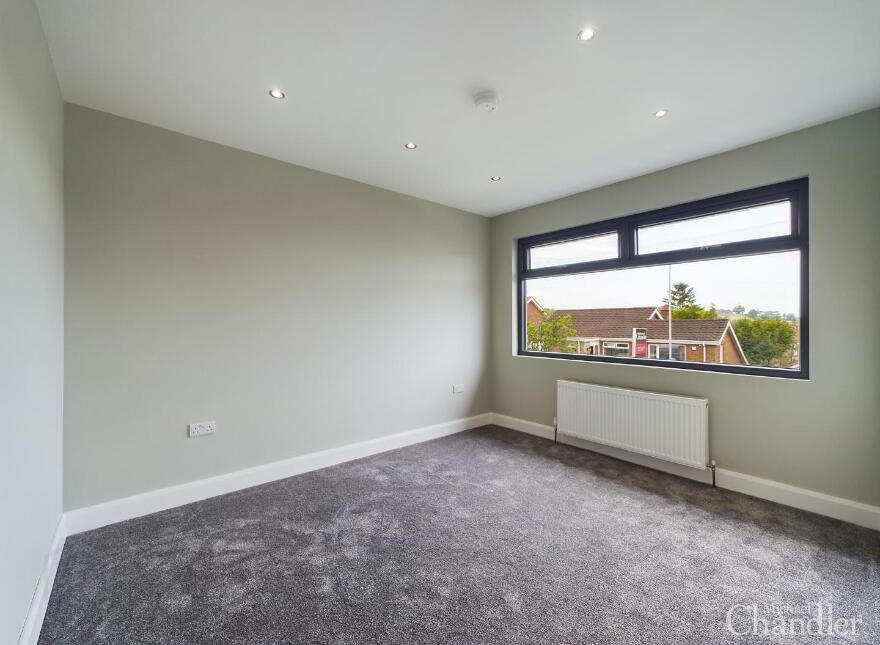 12 Glennor Crescent, Carryduff, Belfast, BT8 8HW