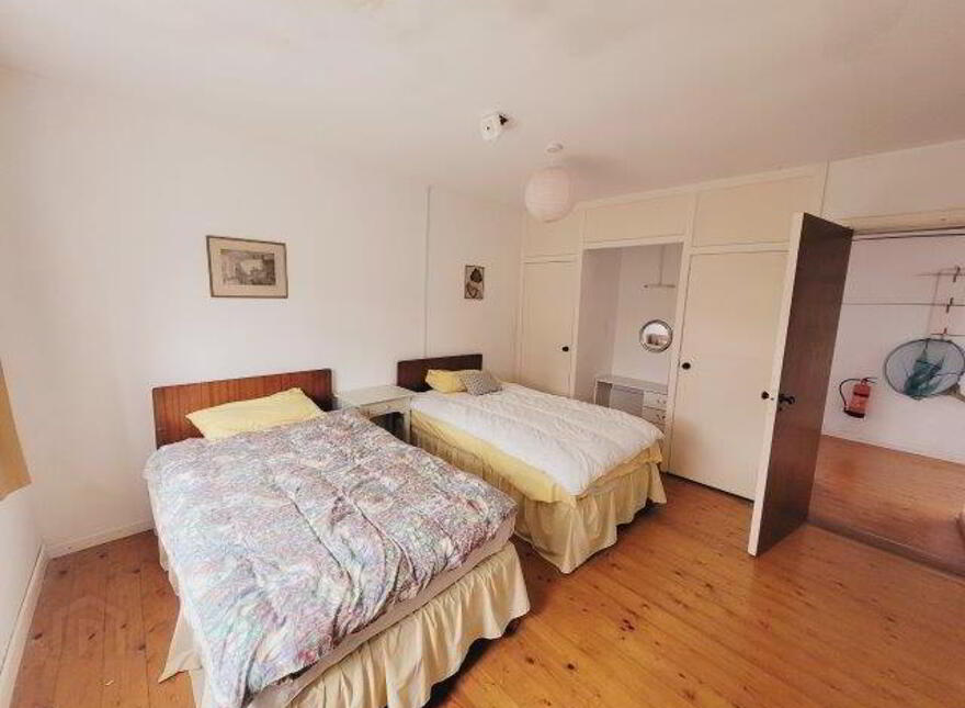Inis Saimer Island" Mall Quay, Ballyshannon, F94NW18