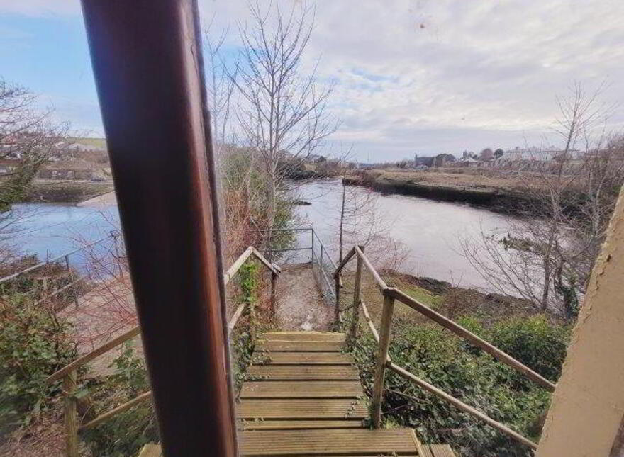 Inis Saimer Island" Mall Quay, Ballyshannon, F94NW18