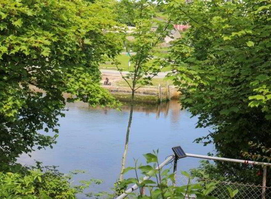Inis Saimer Island" Mall Quay, Ballyshannon, F94NW18