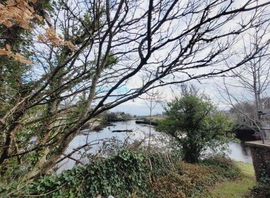 Inis Saimer Island Mall Quay, Ballyshannon, F94NW18