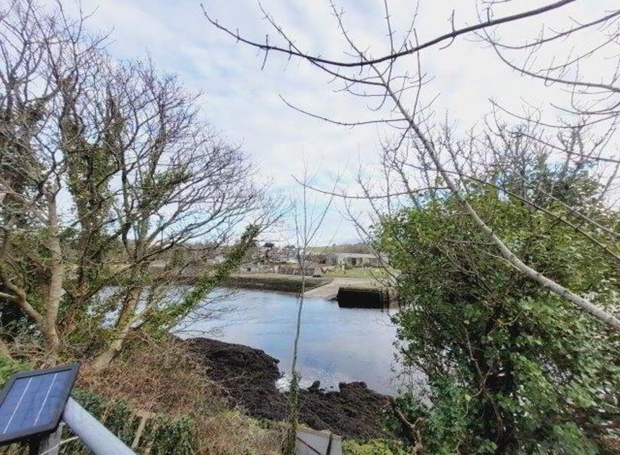 Inis Saimer Island Mall Quay, Ballyshannon, F94NW18