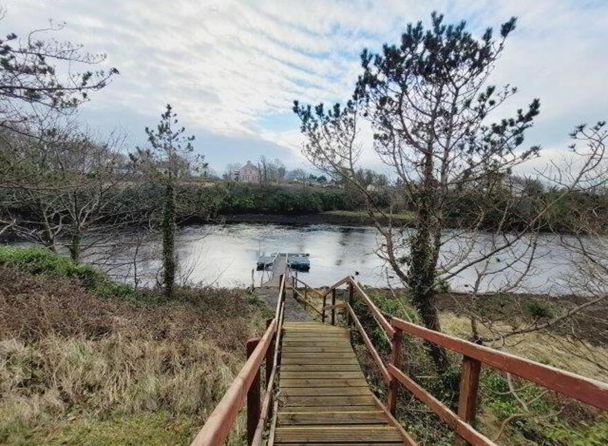 Inis Saimer Island Mall Quay, Ballyshannon, F94NW18