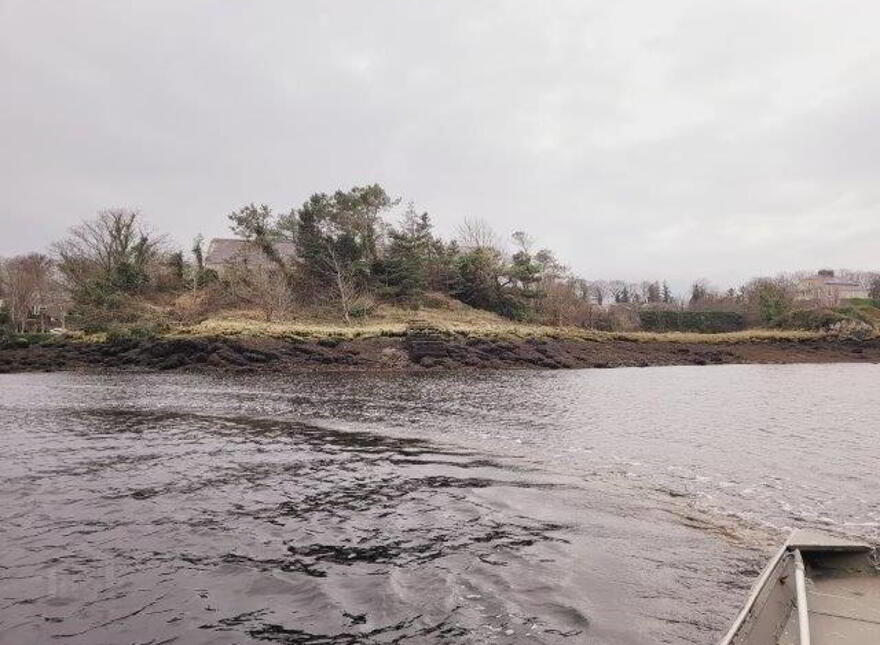 Inis Saimer Island Mall Quay, Ballyshannon, F94NW18