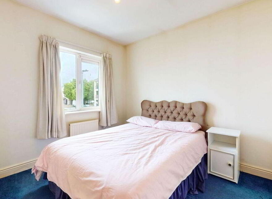 2 Applewood Lawn, Applewood, Swords
