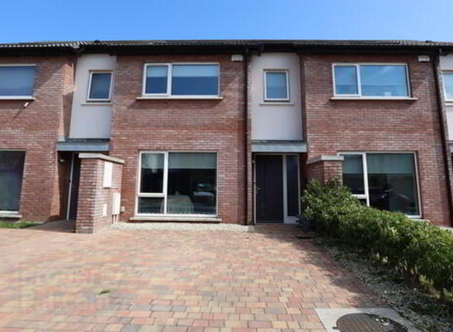 27 The Lawn, Whitefield Hall, Bettystown photo