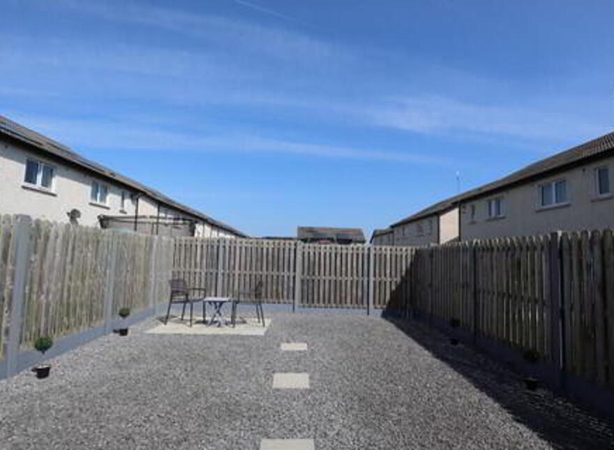27 The Lawn, Whitefield Hall, Bettystown