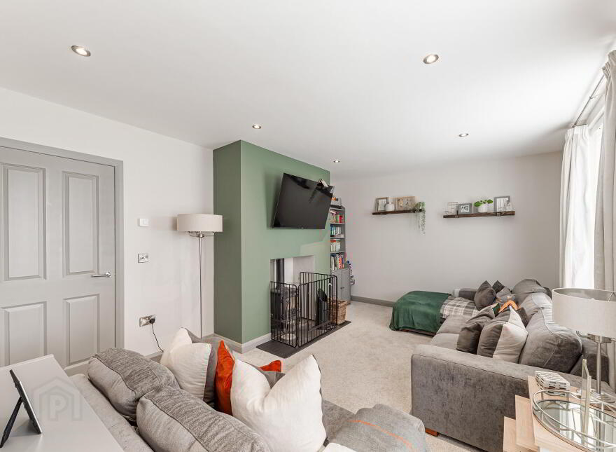 19 Prince Regent Park, Newtownards, BT23 7FT