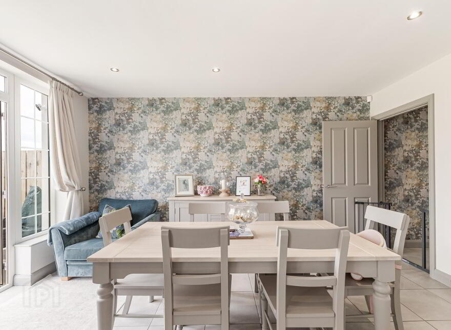 19 Prince Regent Park, Newtownards, BT23 7FT