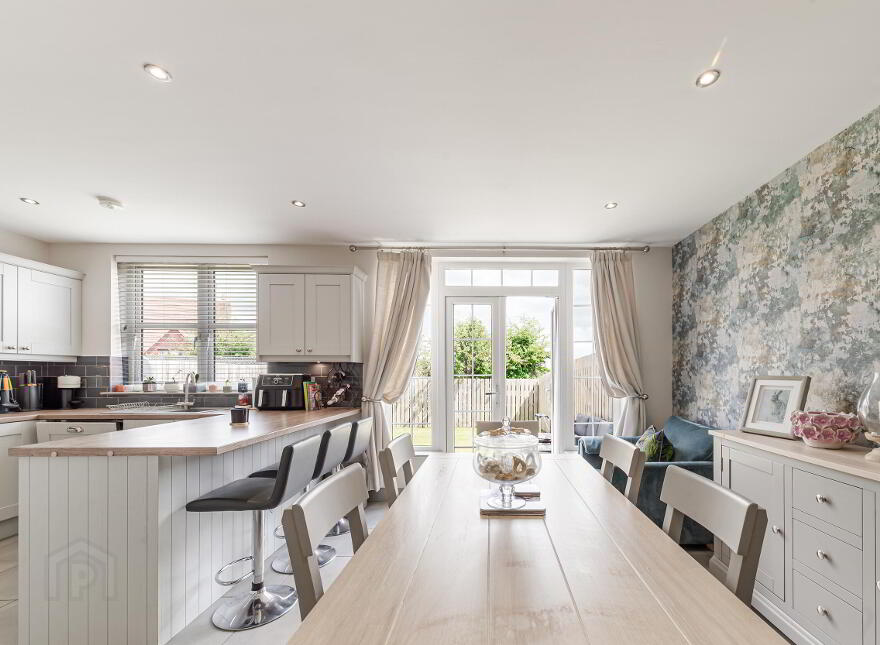 19 Prince Regent Park, Newtownards, BT23 7FT