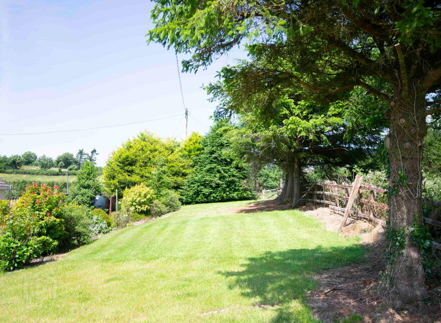 16 Tummery Road, Dromore, BT78 3JJ