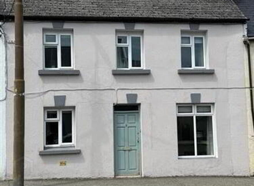 8 Pound St, Ballaghaderreen, F45NW28