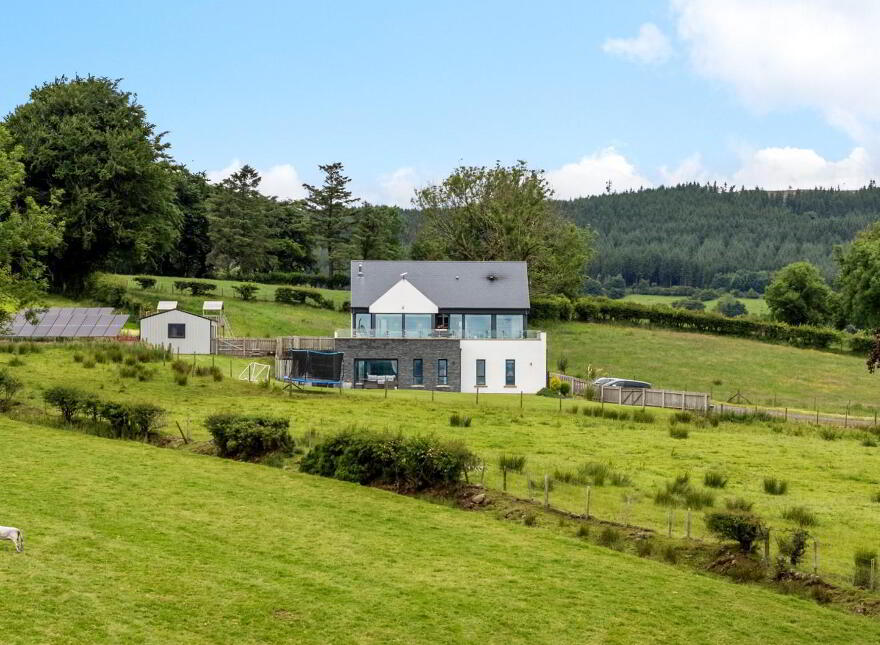 12 Old Ballynoe Road, Antrim, BT41 2QZ