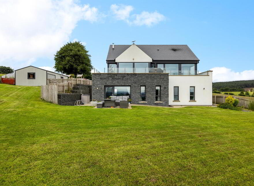 12 Old Ballynoe Road, Antrim, BT41 2QZ