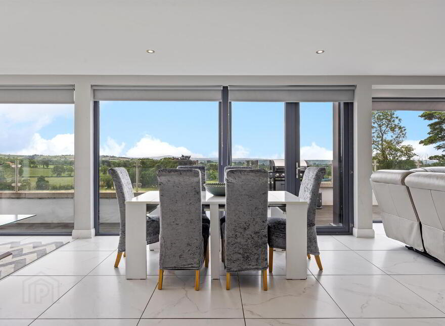12 Old Ballynoe Road, Antrim, BT41 2QZ