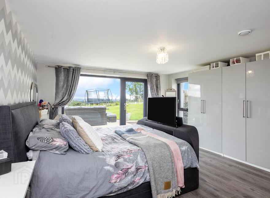 12 Old Ballynoe Road, Antrim, BT41 2QZ