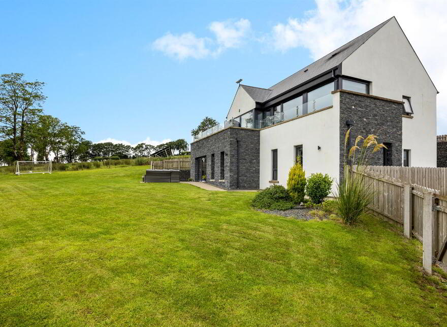 12 Old Ballynoe Road, Antrim, BT41 2QZ