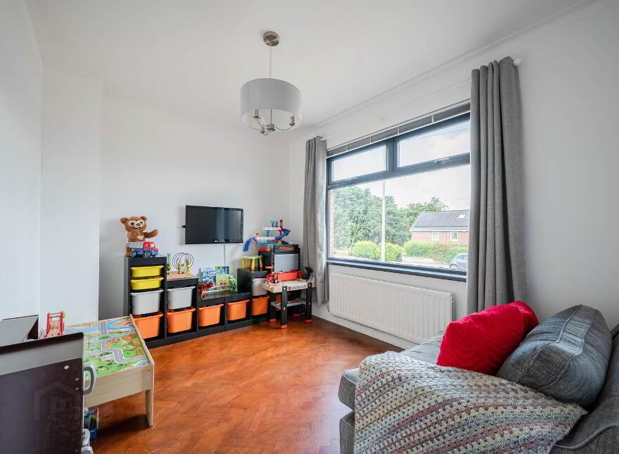 21 Crawfordsburn Road, Bangor, BT19 1BG