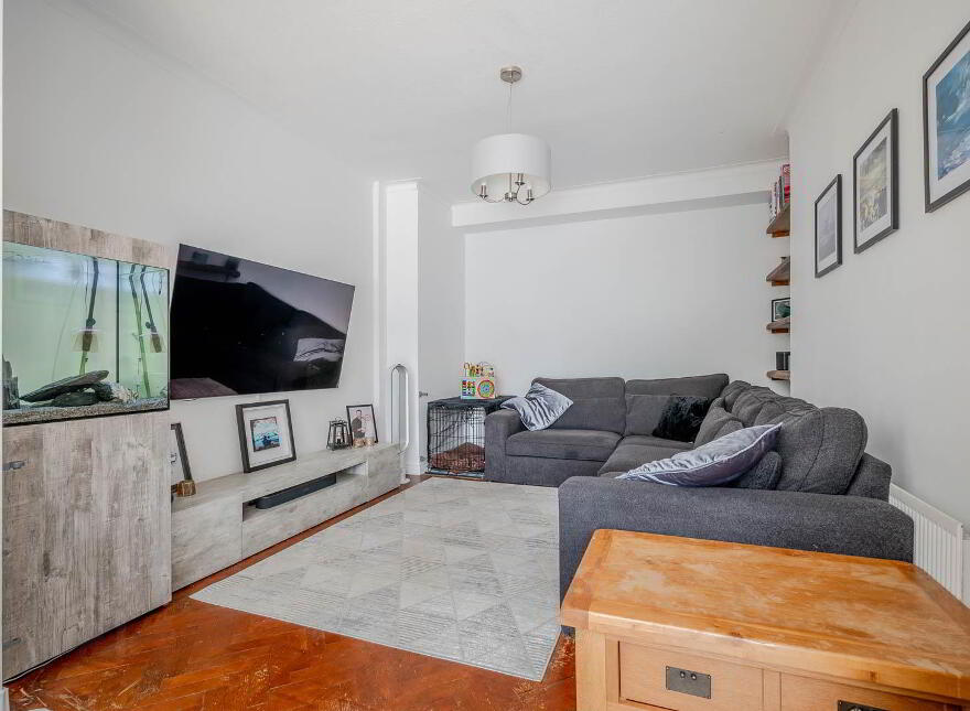 21 Crawfordsburn Road, Bangor, BT19 1BG