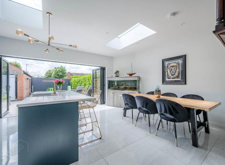 21 Crawfordsburn Road, Bangor, BT19 1BG