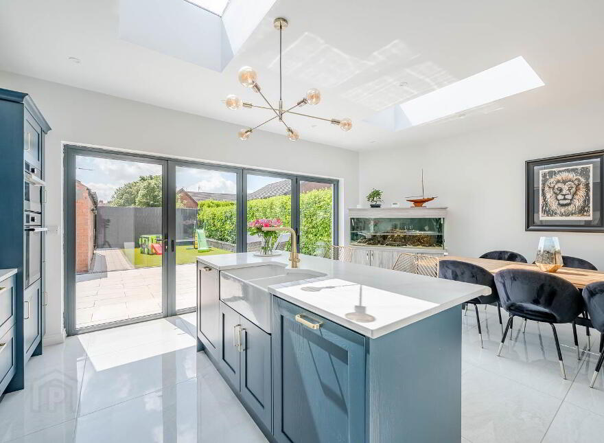 21 Crawfordsburn Road, Bangor, BT19 1BG